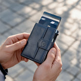 Kartenetui Plus Blau